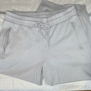 Old Navy High-Waisted Dynamic Fleece Jogger Sweatpants
